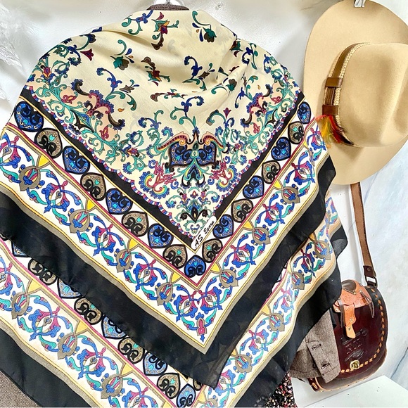 Farmhouse folk vintage floral boho scarf/wrap w southwestern prairie vibe - Picture 4 of 16